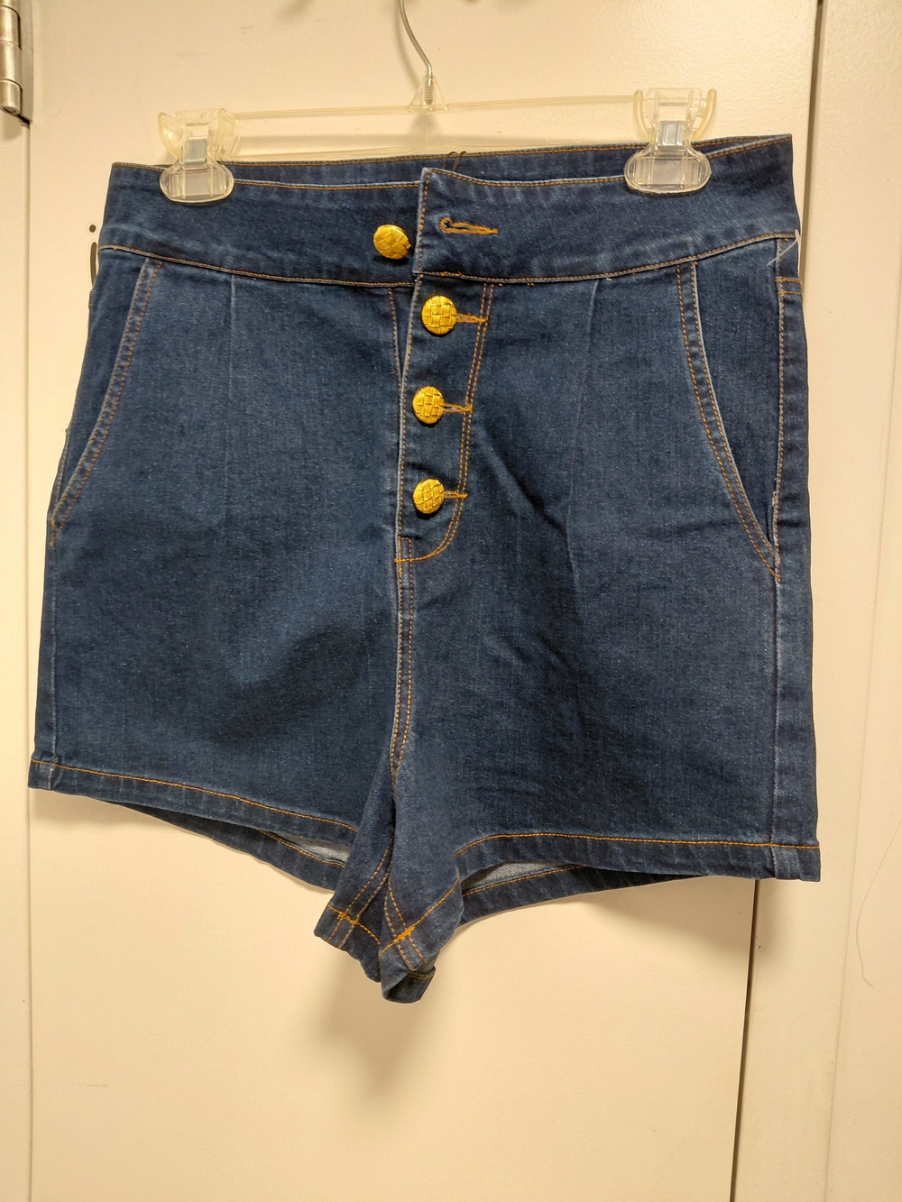 Vigoss High-Waist Dark Blue Denim Shorts with Gold Buttons